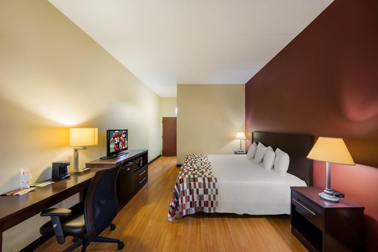 Red Roof Inn Hendersonville Eksteriør bilde