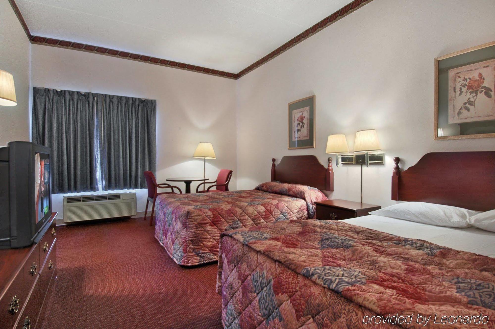 Red Roof Inn Hendersonville Eksteriør bilde